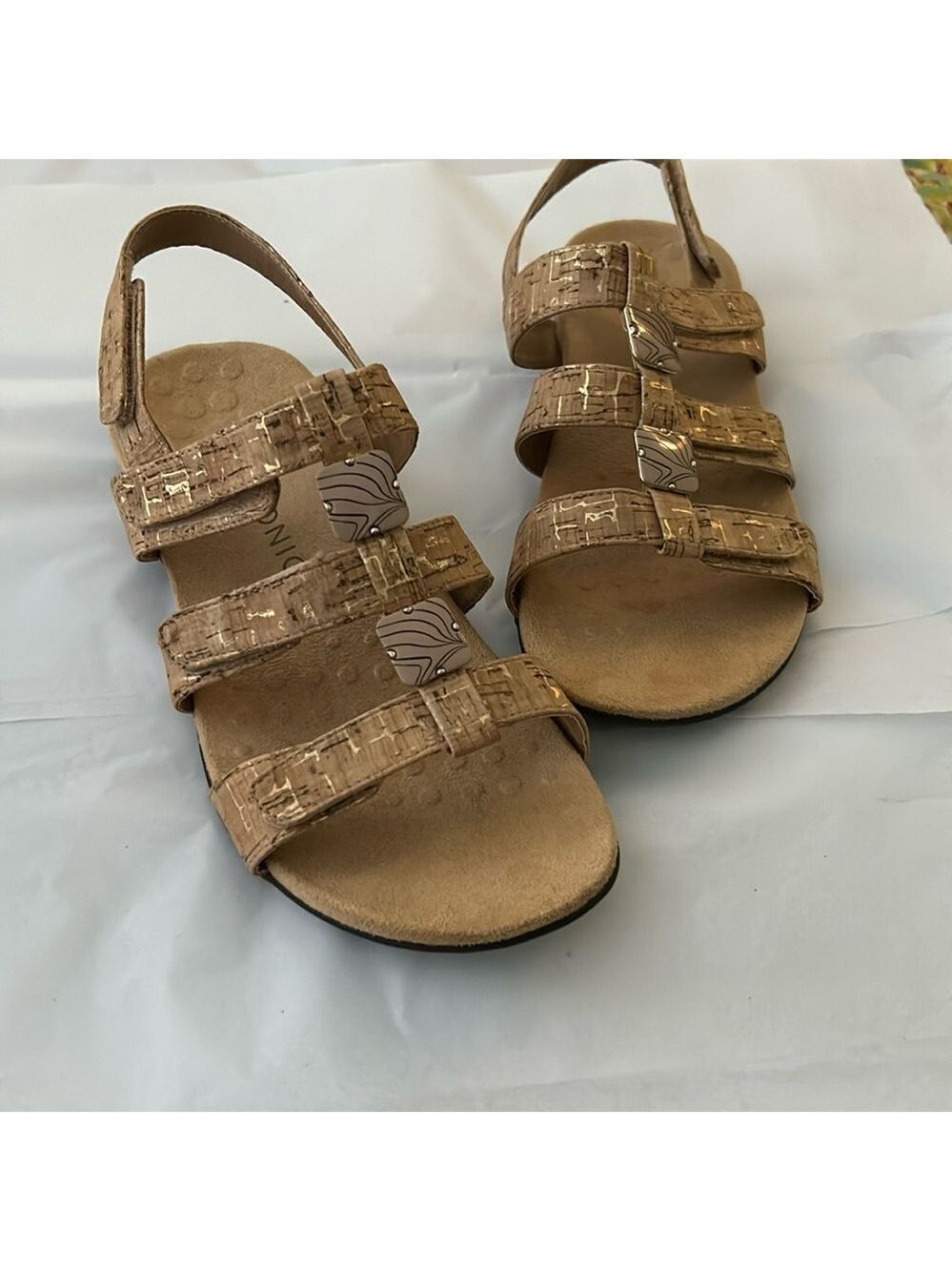 Vionic Amber Sandal with Adjustable Straps